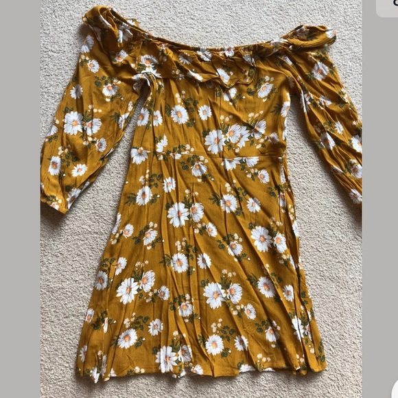 Forever 21 Golden Yellow Floral Off Shoulder Dress - Picture 8 of 10